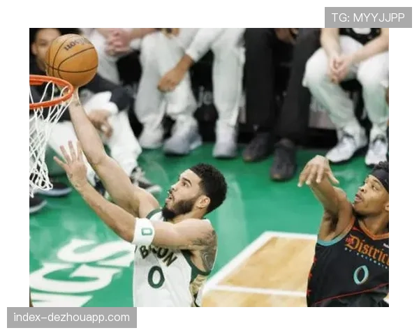 雷霆20胜1负领跑全联盟 年轻球队展现冠军相